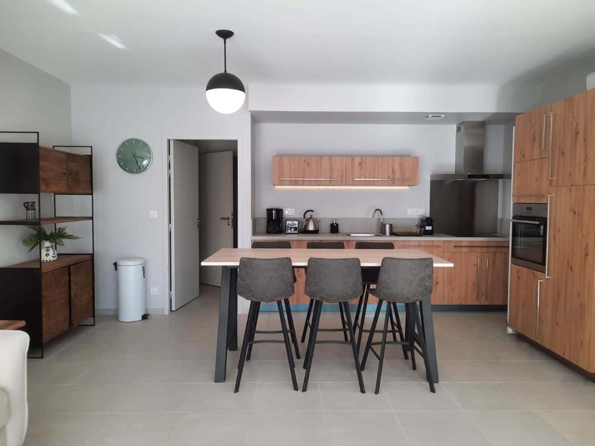 Bella, Jacuzzi Partage & Parking Avec Borne De Recharge Voiture Electrique Apartment Sarlat-la-Canéda Exterior foto