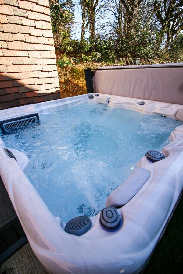 Bella, Jacuzzi Partage & Parking Avec Borne De Recharge Voiture Electrique Apartment Sarlat-la-Canéda Exterior foto