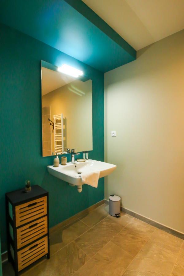 Bella, Jacuzzi Partage & Parking Avec Borne De Recharge Voiture Electrique Apartment Sarlat-la-Canéda Exterior foto